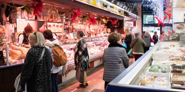 El món econòmic, contra l'increment d'impostos: 'Perjudica tota la ciutat'